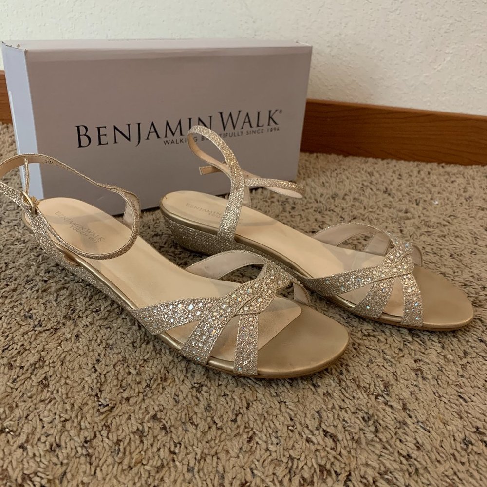 Benjamin Walk Touch Ups Gold Jeweled Sandals, Size 11